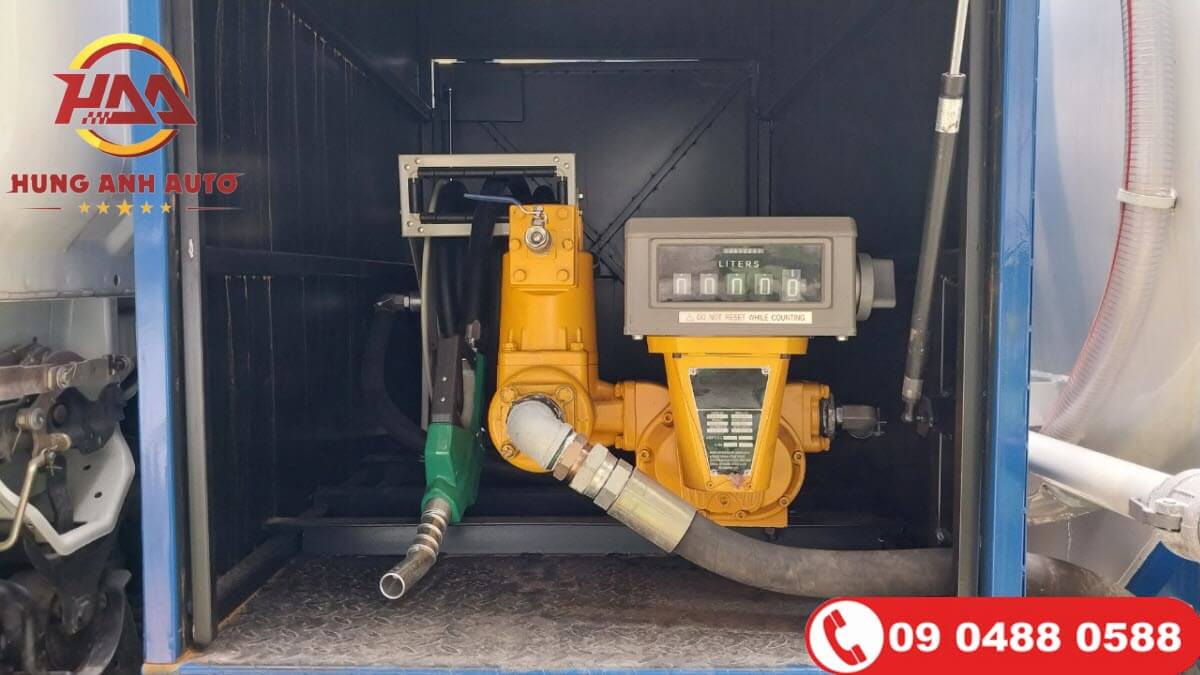 Xe xitec chở xăng dầu 4 Khối Thaco Foton OLLIN S700