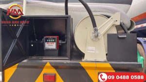 Xe xitec Thaco Forland FD990 chở xăng dầu 6.8 Khối