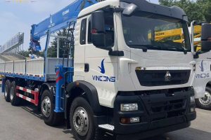 Xe tải Howo 4 chân gắn cẩu XCMG SQS500 – 6 20 Tấn